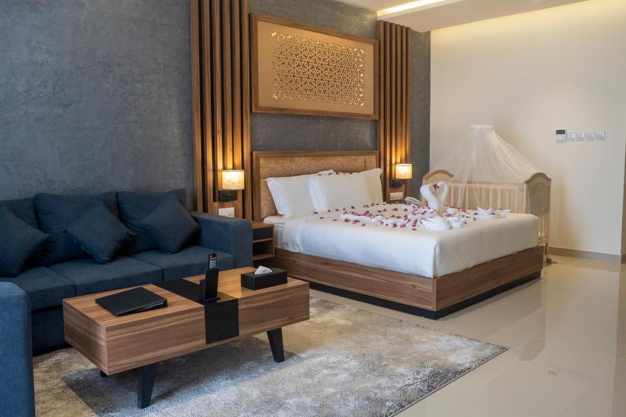 Resort The Plaza &