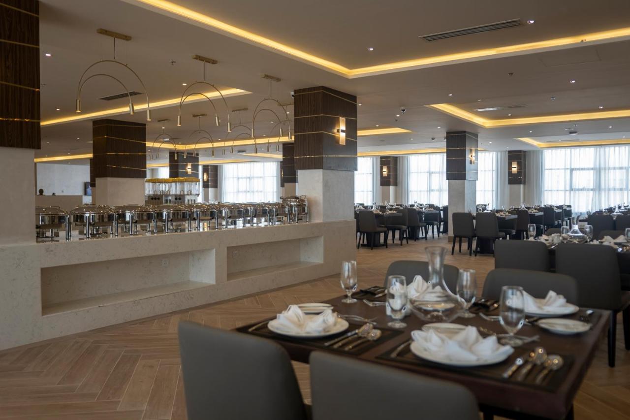 The Plaza & 4*