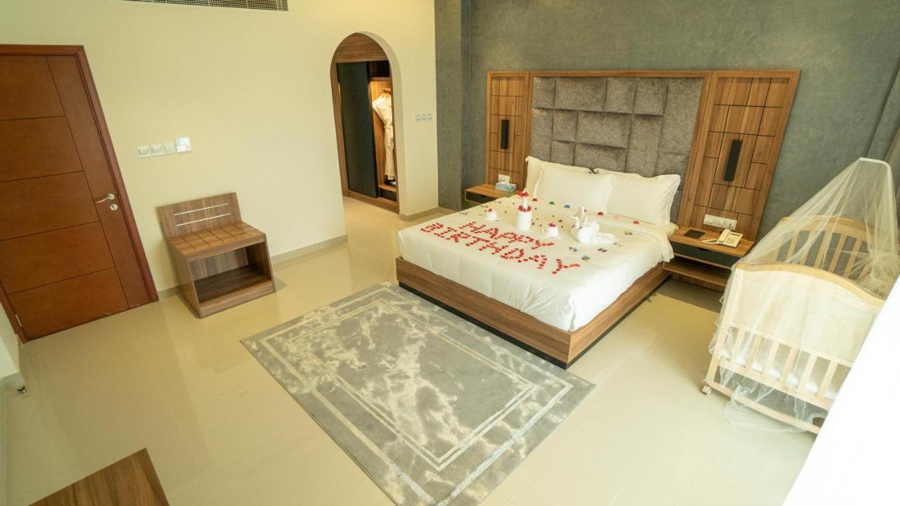 Resort The Plaza & 4*